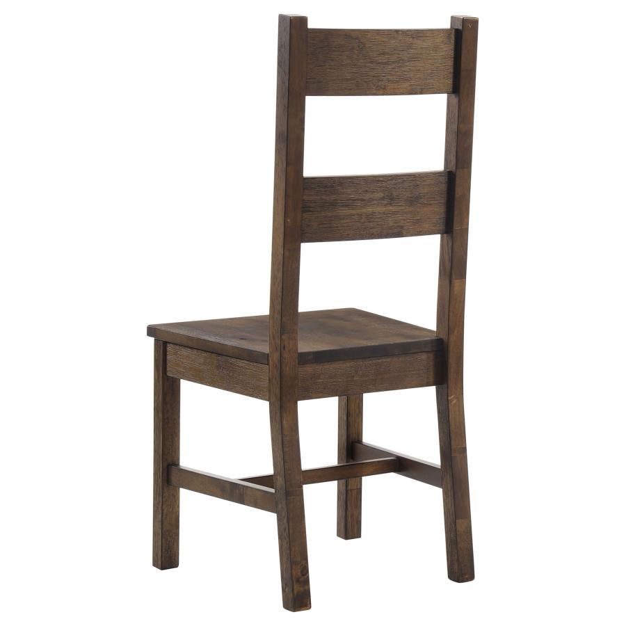 Halden Linden III Dining Set