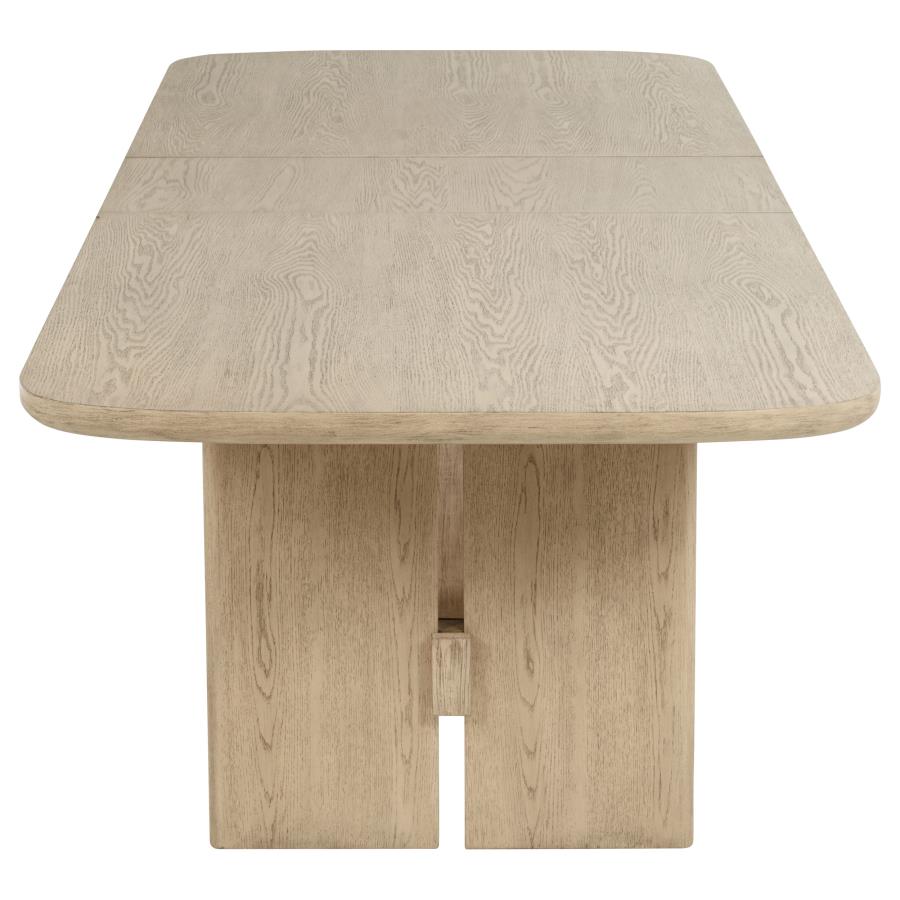 Atelier Forn Avignon Dining Set