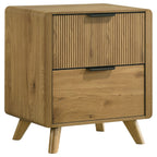 Bennett 4-piece Eastern King Bedroom Set Light Oak
