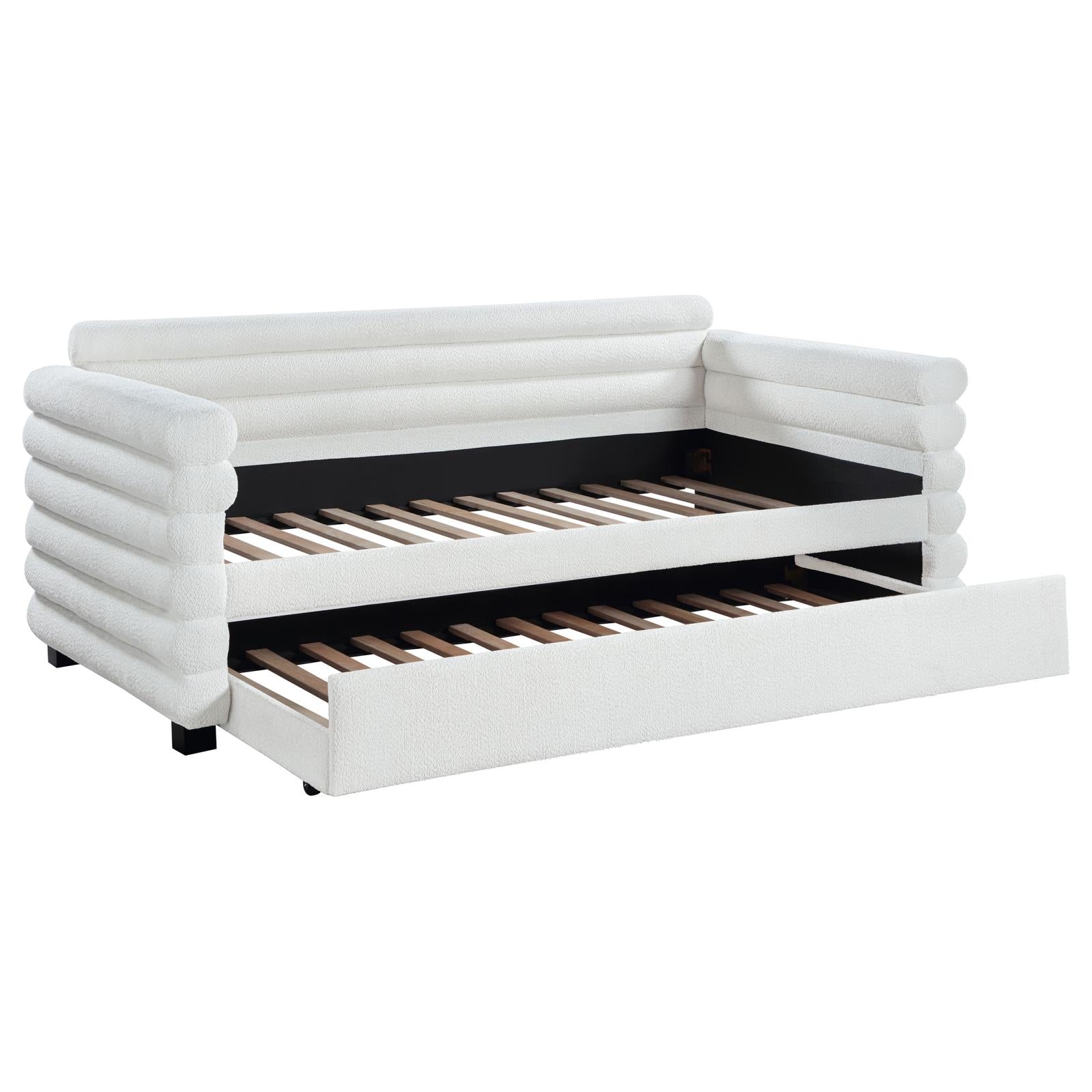 Patricia Bed