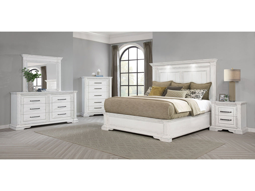 McKinney 4-piece Eastern King Bedroom Set Vintage White
