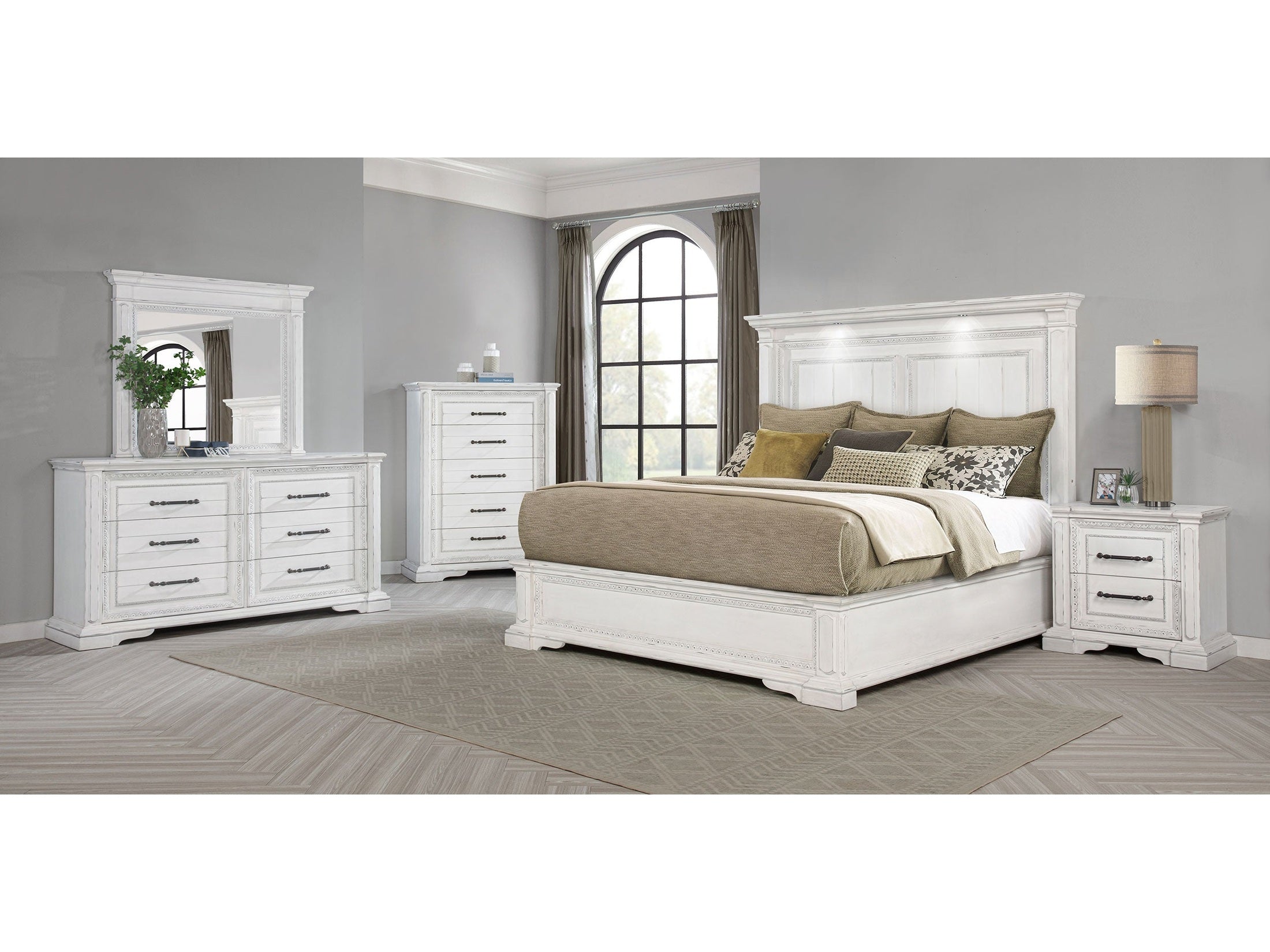 McKinney 4-piece Eastern King Bedroom Set Vintage White