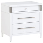 Holmsby Alma II Bedroom Set