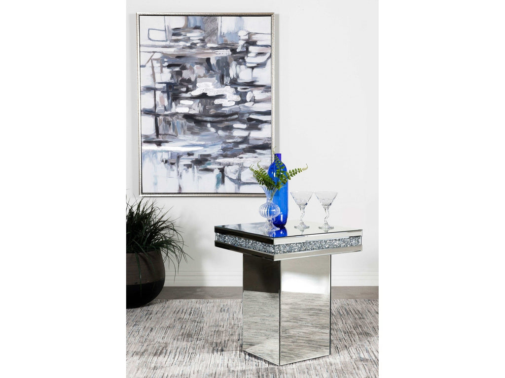 Holmsby Waverly Iv End / Side Table