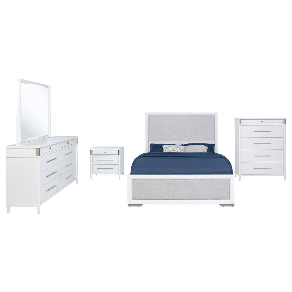 Holmsby Alma II Bedroom Set