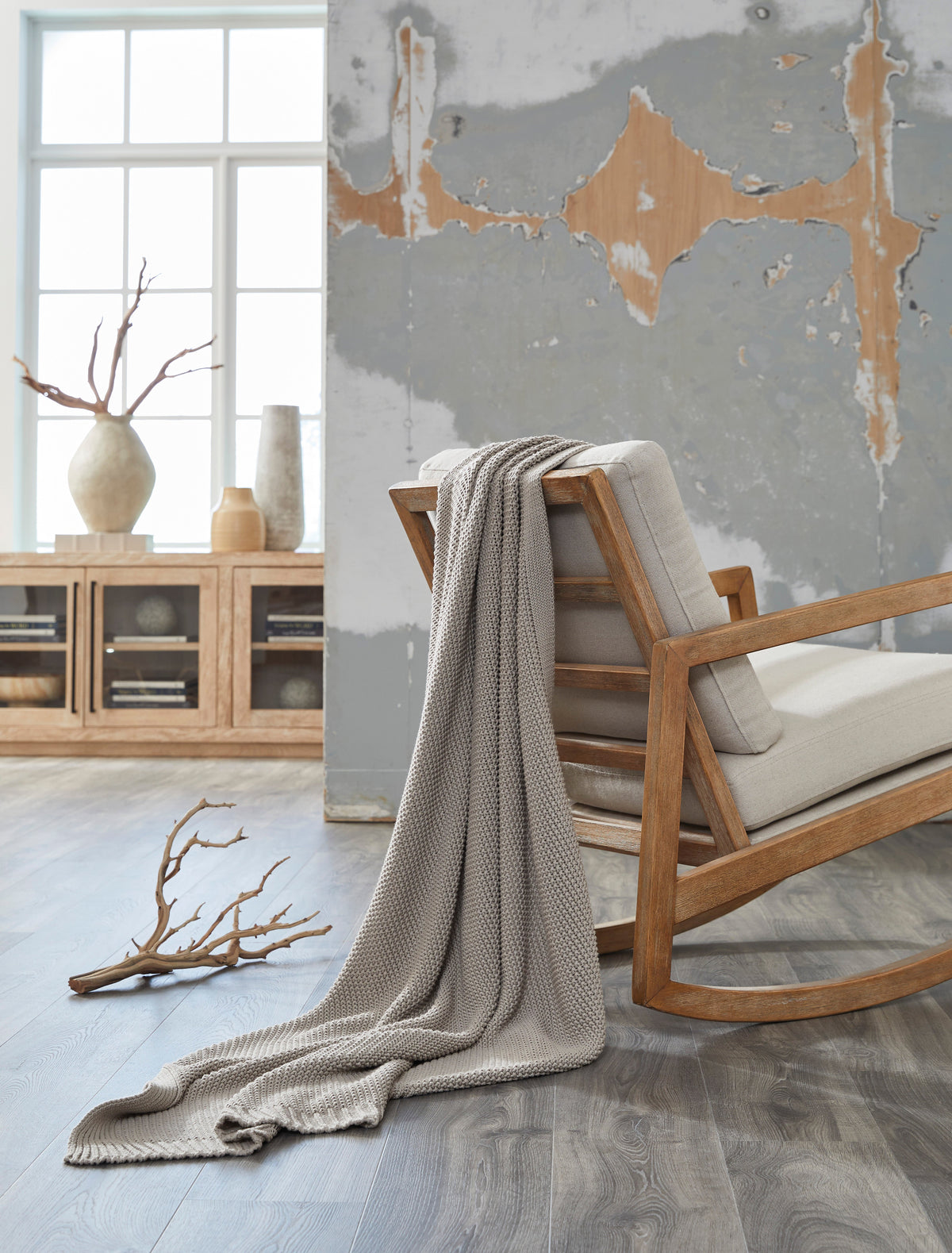 Gayelery Throw Blanket – Gray