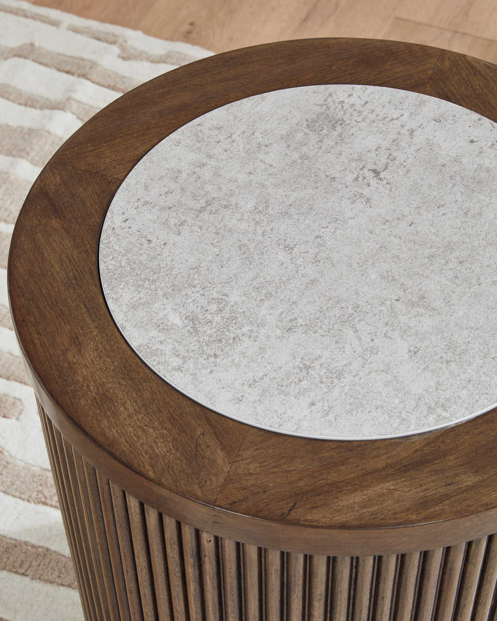 Hadonna Brown End and Coffee Tables