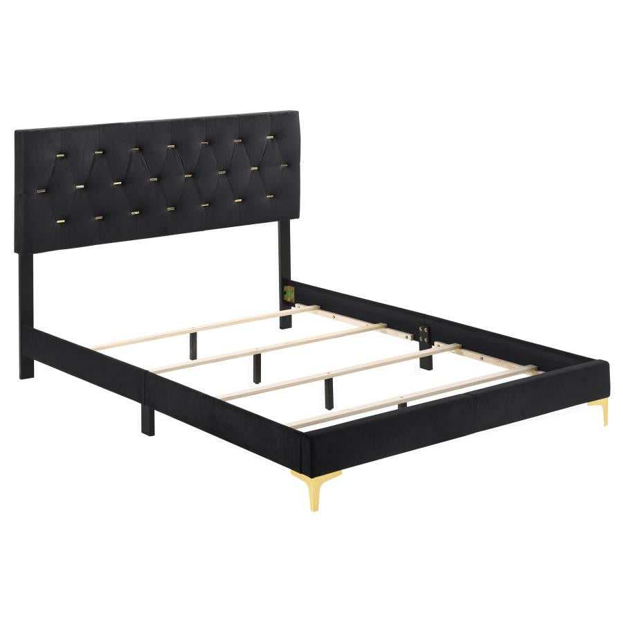 Mavenwood Marlowe Bedroom Set