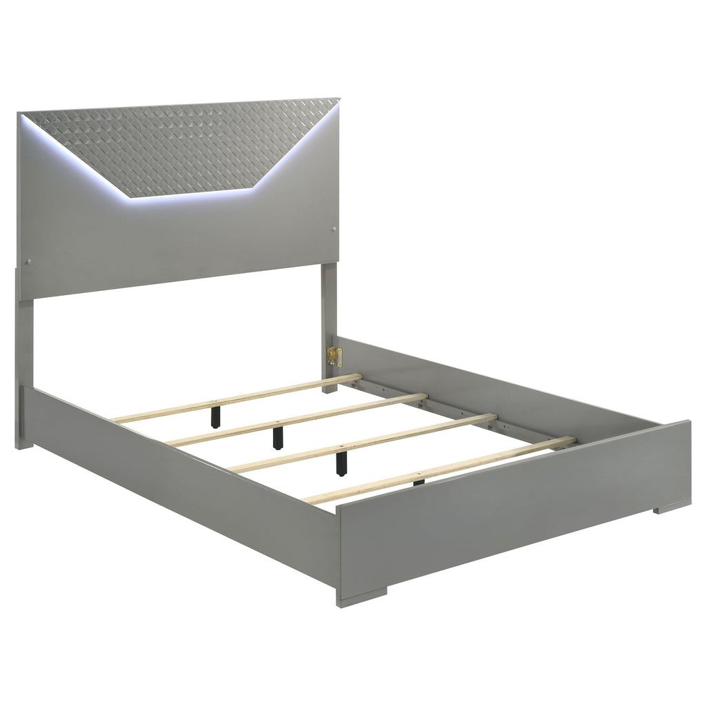 Ives 4-piece Eastern King Bedroom Set White High Gloss
