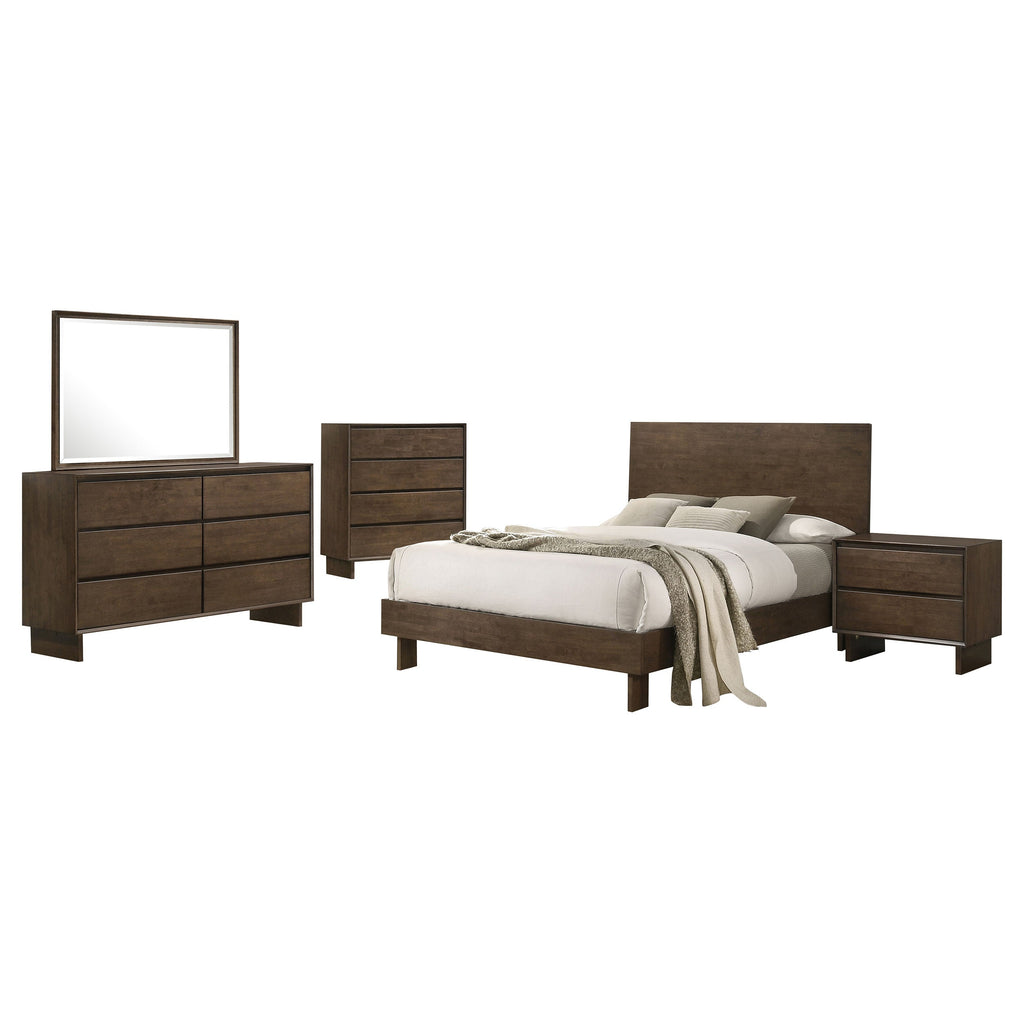 Glenwood 4-piece Eastern King Bedroom Set Warm Brown