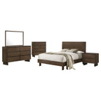 Glenwood 4-piece Eastern King Bedroom Set Warm Brown