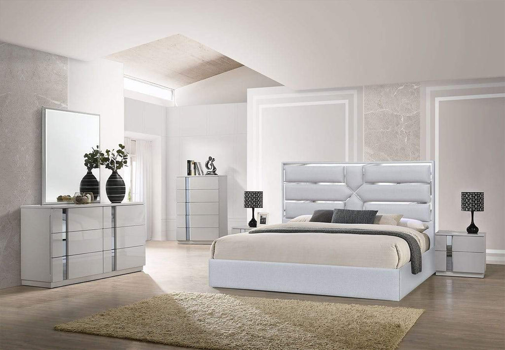 Da Vinci Bed in Silver Grey