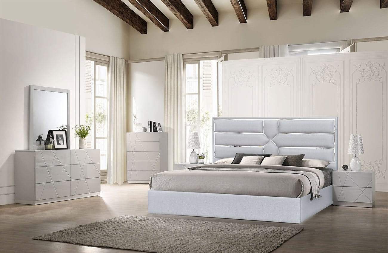 Da Vinci Bed in Silver Grey