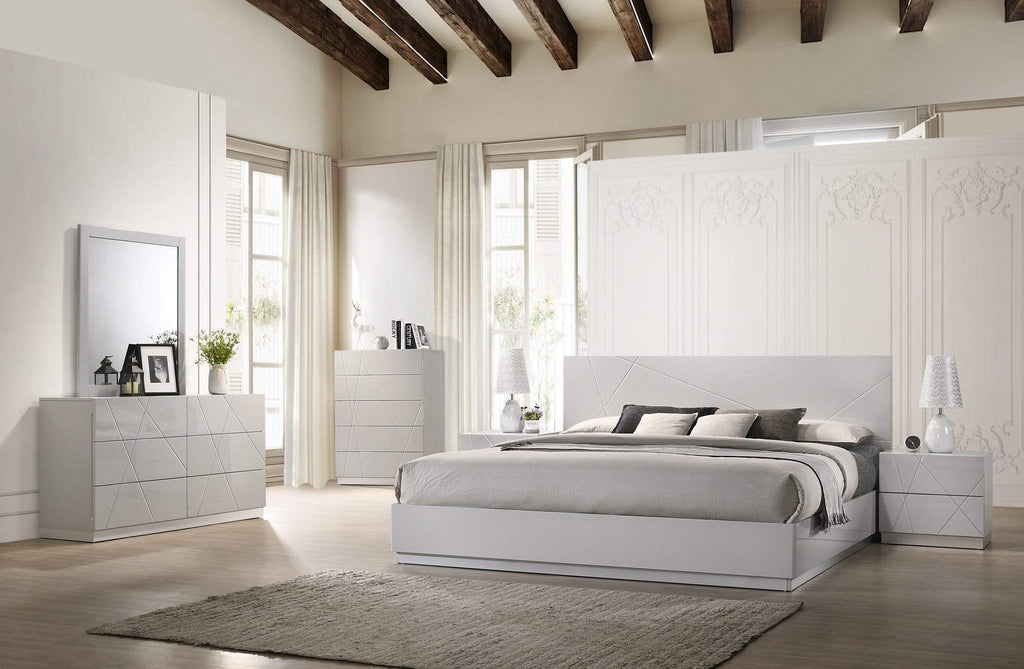 Naples Modern Bed in Grey | J&M Furniture