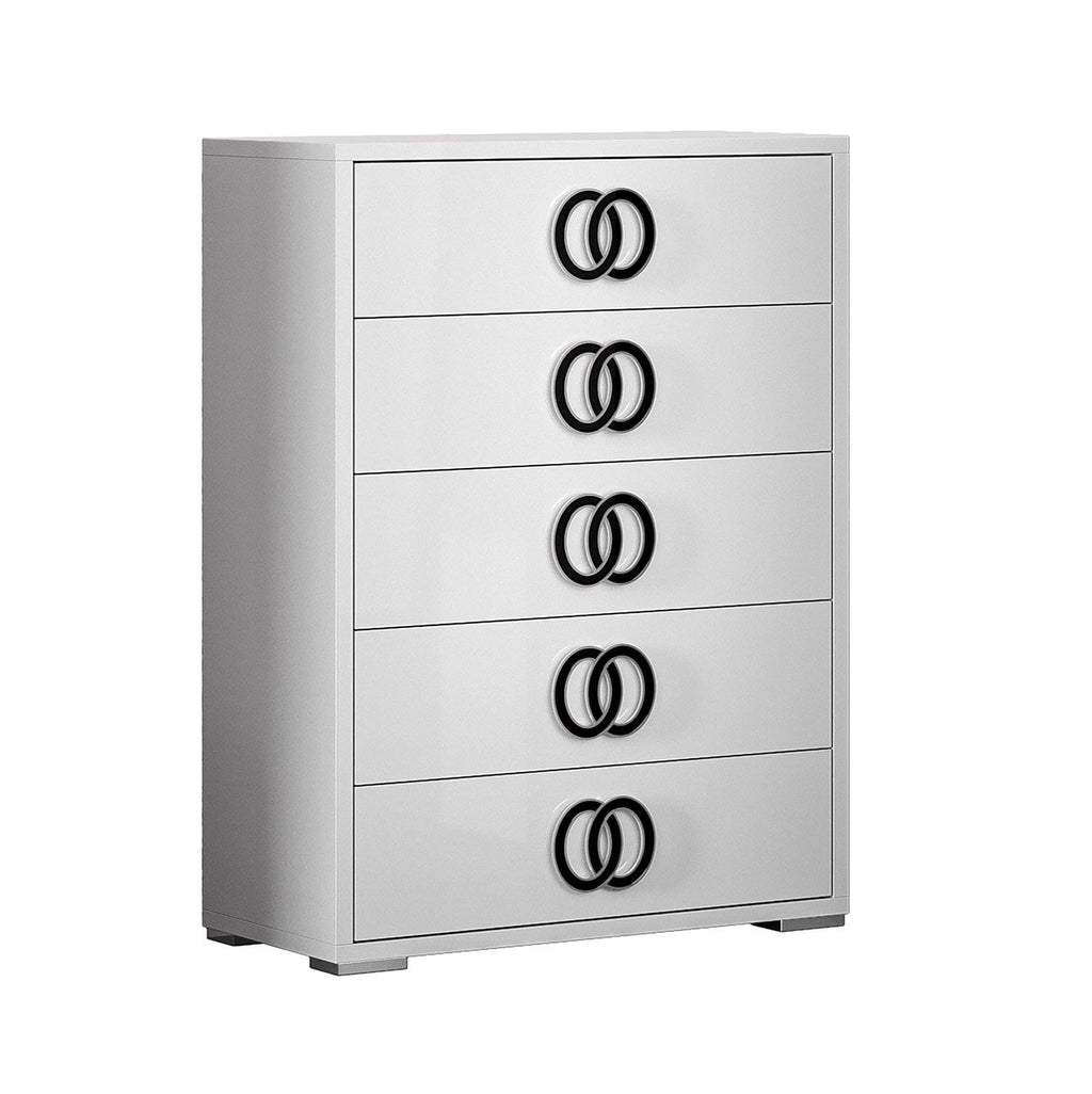 Luxuria Chest