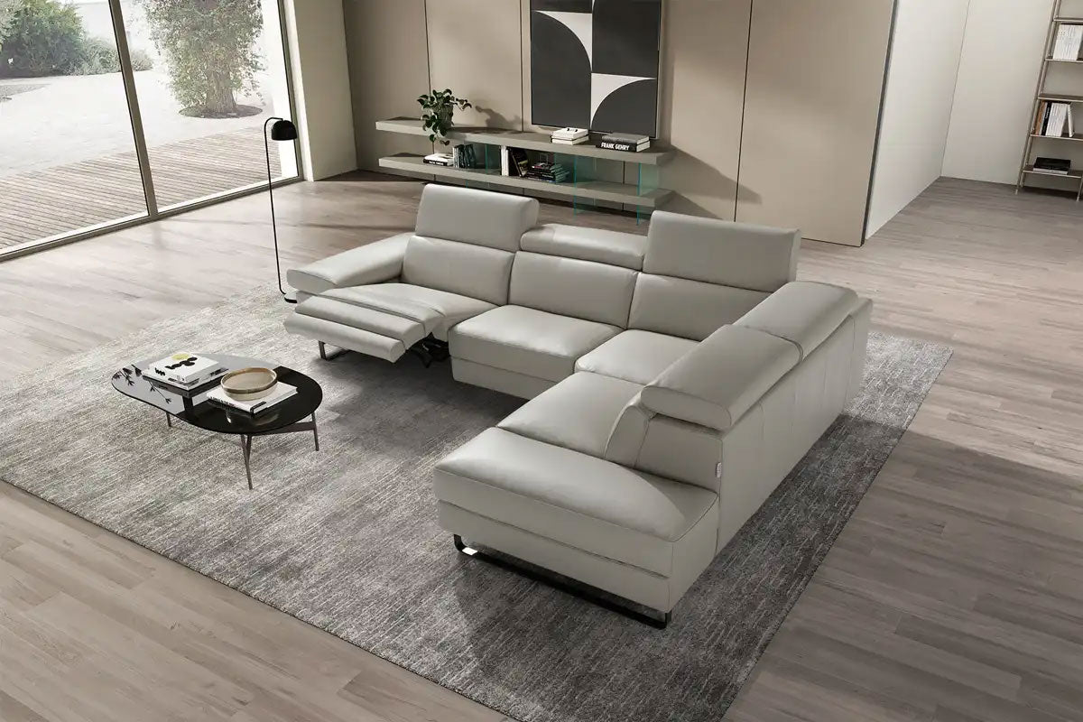 Brooklyn Sectional Sofa | J&M Furniture