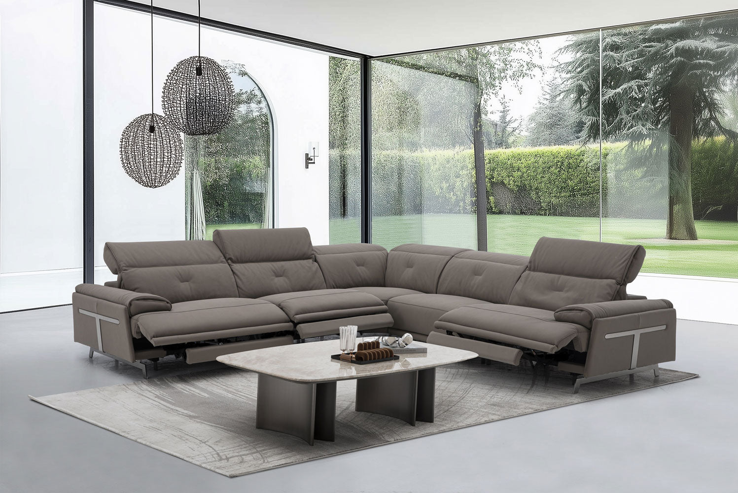 Dolce Vita Leather Power Reclining Sectional in Brownie