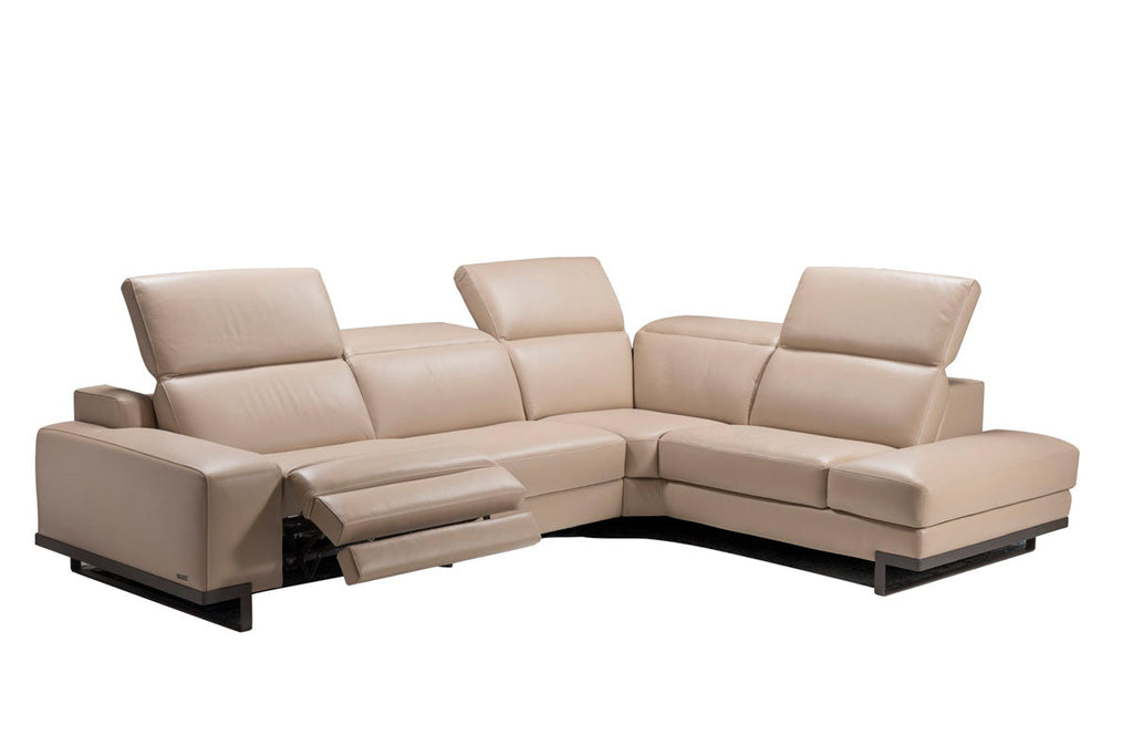 Fellini Reclining Leather Sectional | J&M Furniture