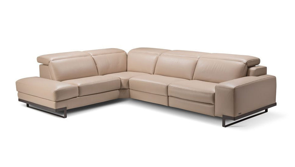 Fellini Reclining Leather Sectional | J&M Furniture