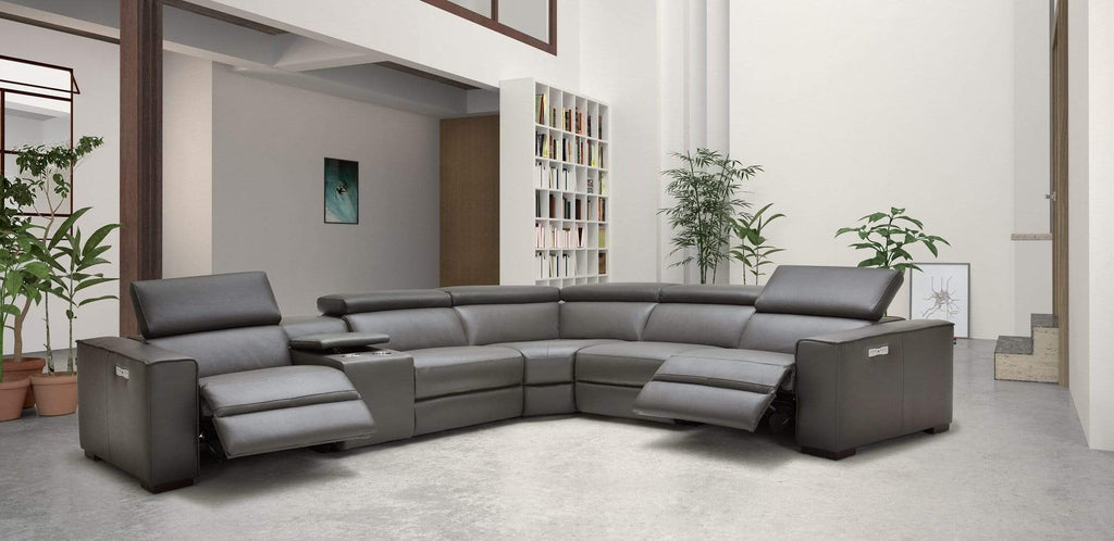 Picasso Motion Sectional in Dark Grey | J&M Furniture