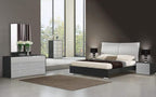 Vera Modern Nightstand