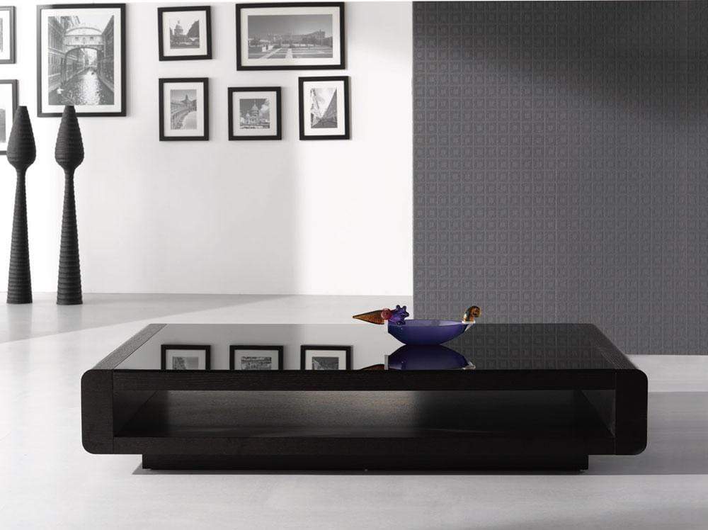 Modern Coffee Table 673 in Oak | J&M Furniture
